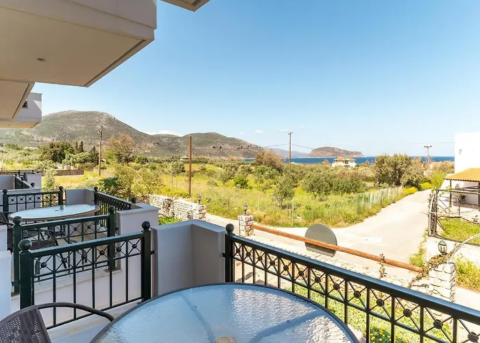 Apartment Gregory's House